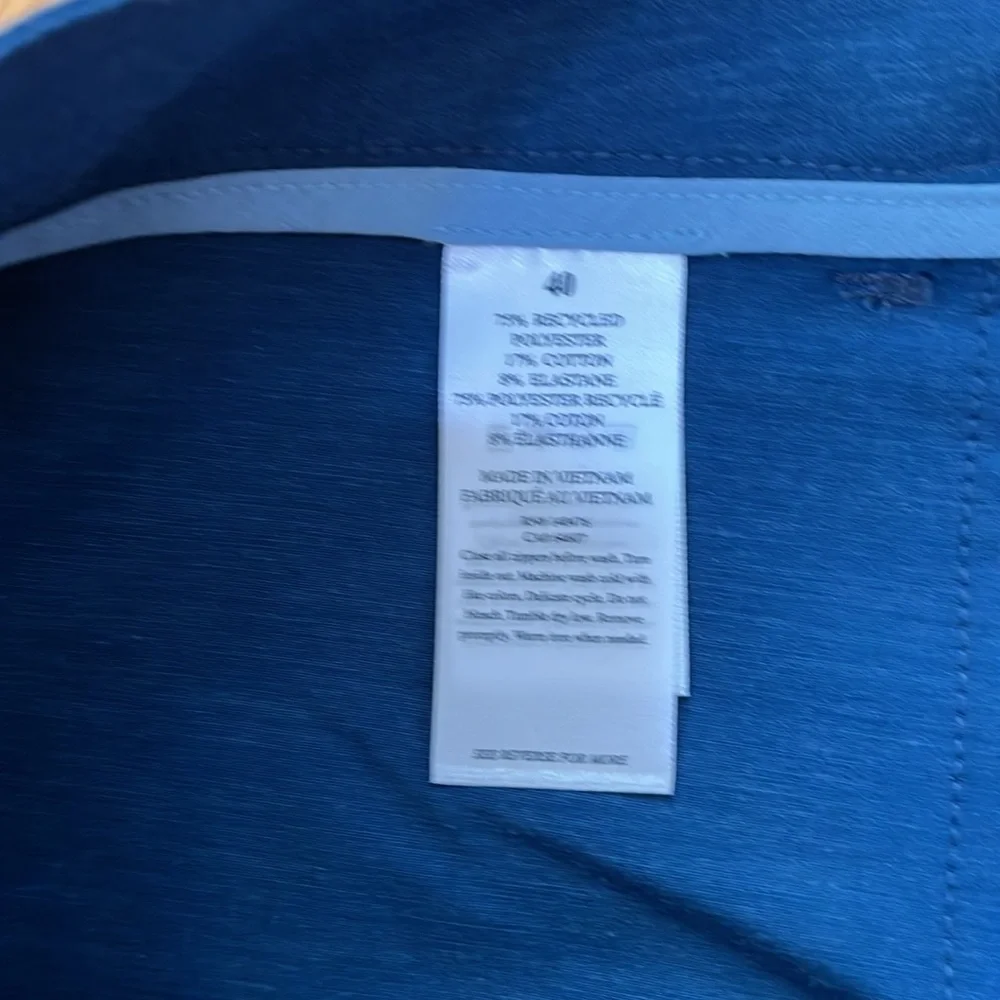 FAHERTY All Day shorts size 40 blue NWOT